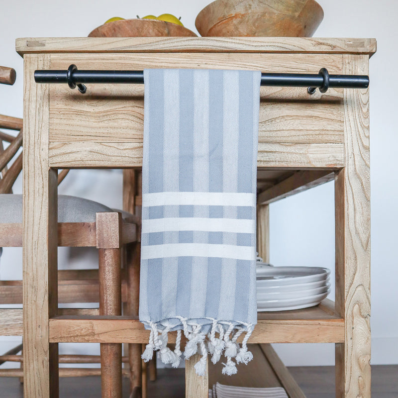 pokoloko-kitchen-towel-criss-cross-light-grey-scene